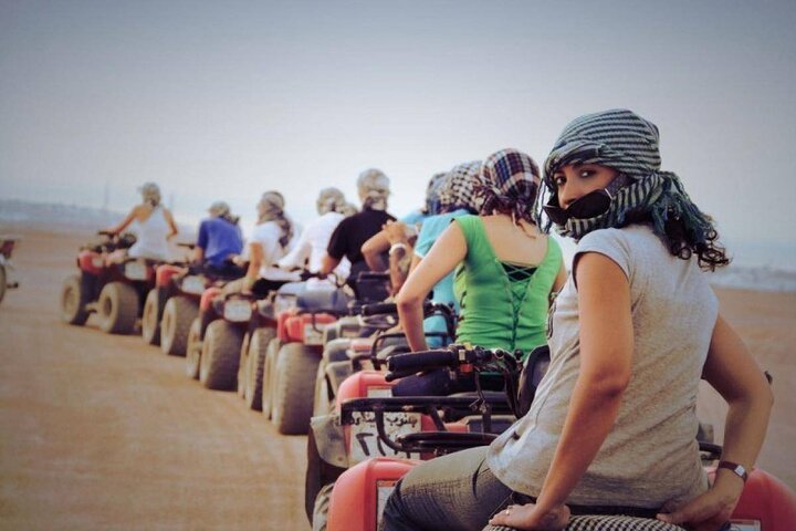 3 heures de quad privé avec promenade à dos de chameau depuis Hurghada