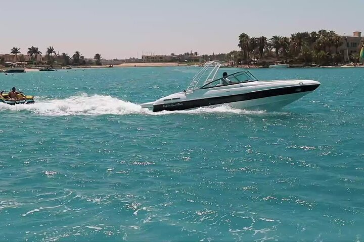 2-Hour Private Speedboat Adventure with Hotel Transfer – Sharm El Sheikh