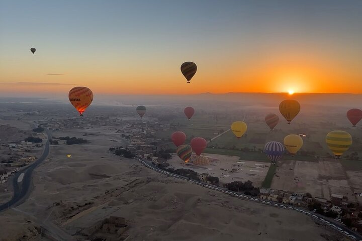 Luxor Sonnenaufgangs-Heißluftballonfahrt 2026 - ein atemberaubendes Himmelserlebnis