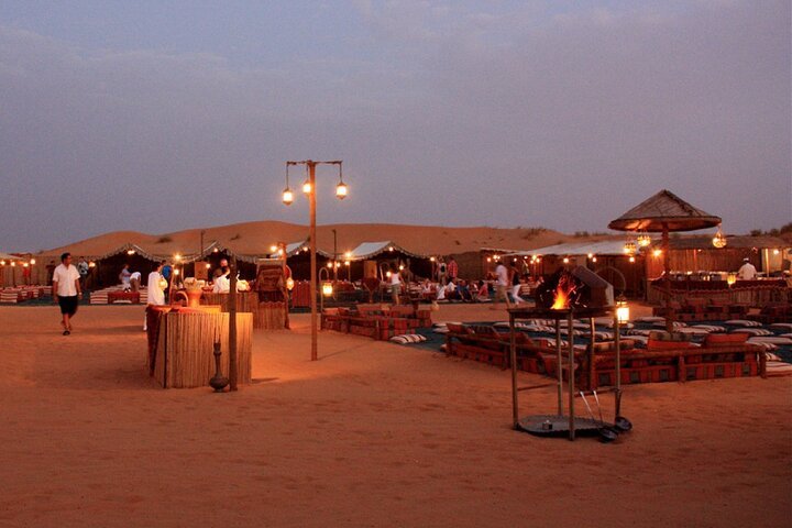 Safari nel deserto in jeep e cena beduina con osservazione delle stelle da Hurghada.