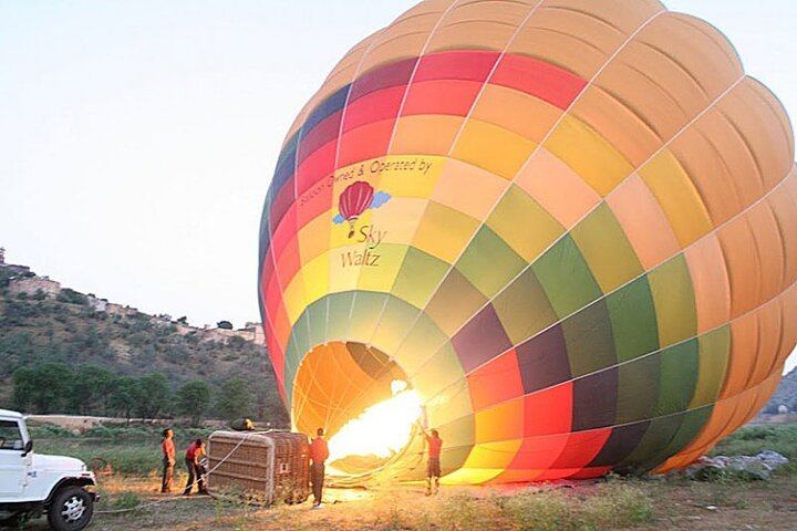Private Luxor Overnight Tour with Hot Air Balloon from Hurghada