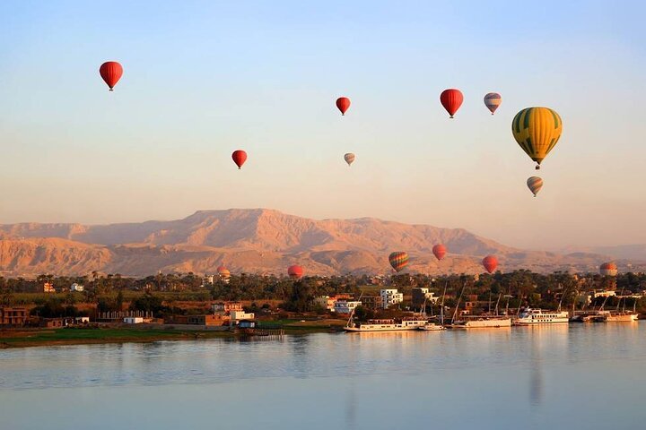 Private Luxor Overnight Tour with Hot Air Balloon from Hurghada