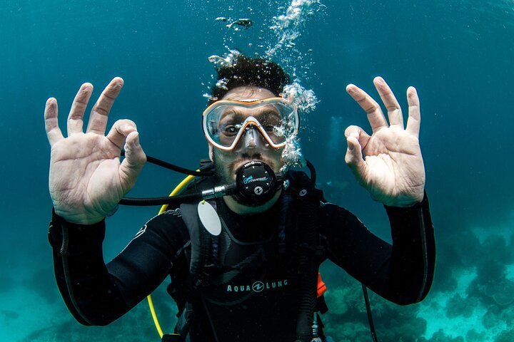 1-Hour Intro Beach Diving with Private Transfer from Sharm El Sheikh